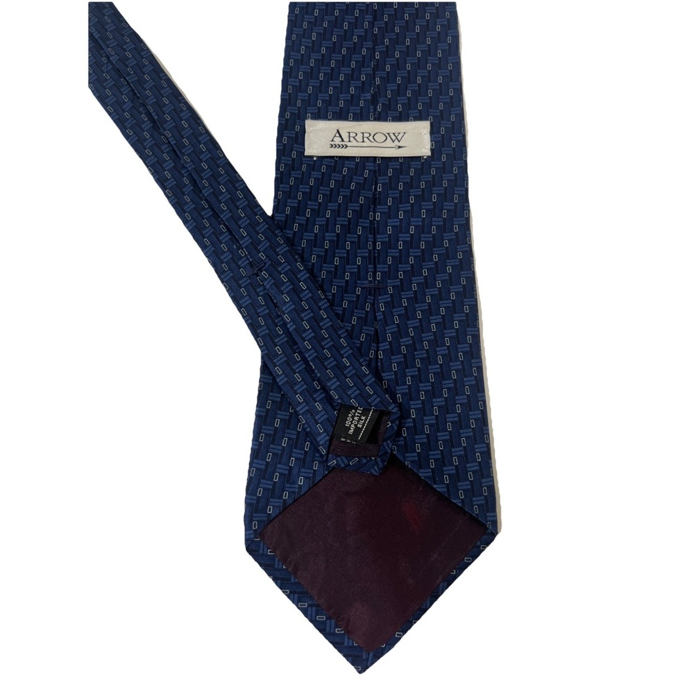 VTG Arrow Silk Tie  Blue Geometric Men Necktie Made In‎ USA